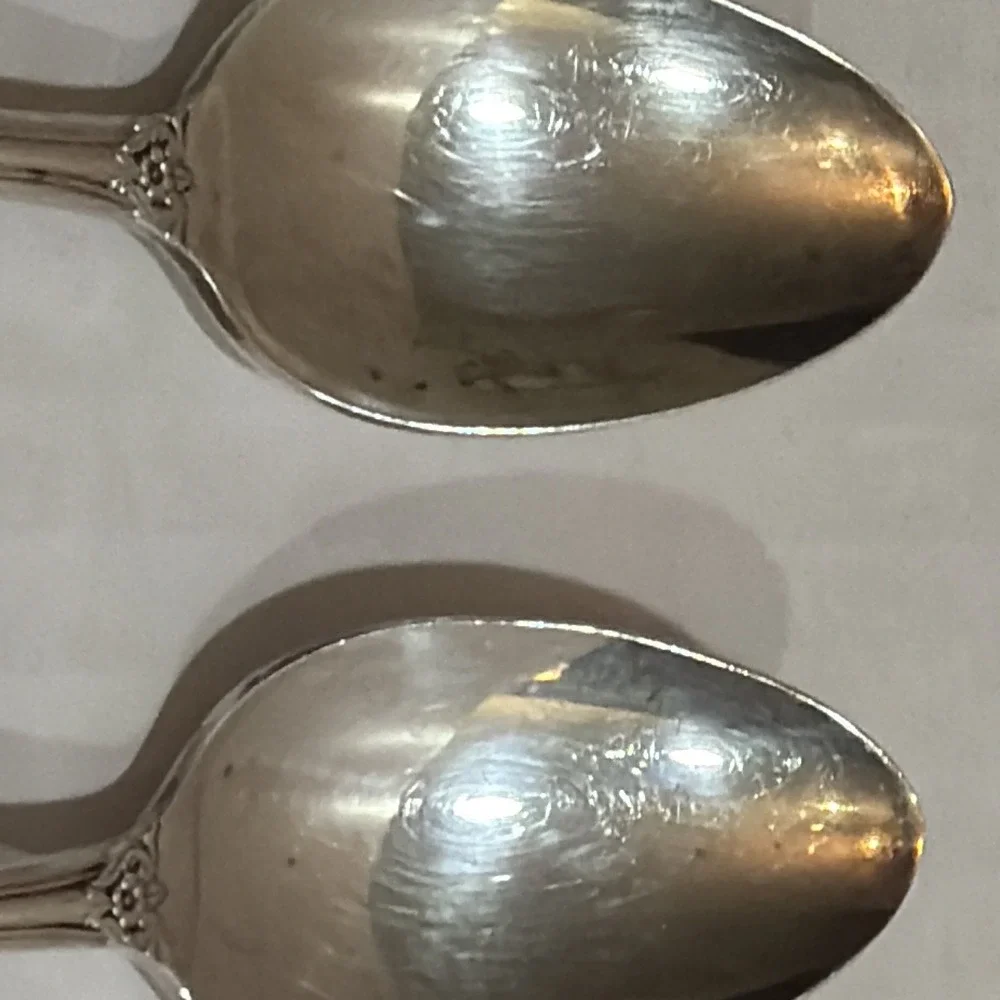 Set of 5 1847 Rogers Bros Heritage IS Teaspoon Silverplate Floral Handle 6 in